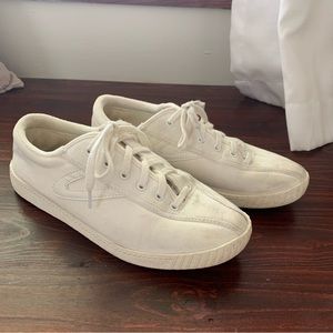 Tretorn tenni shoes